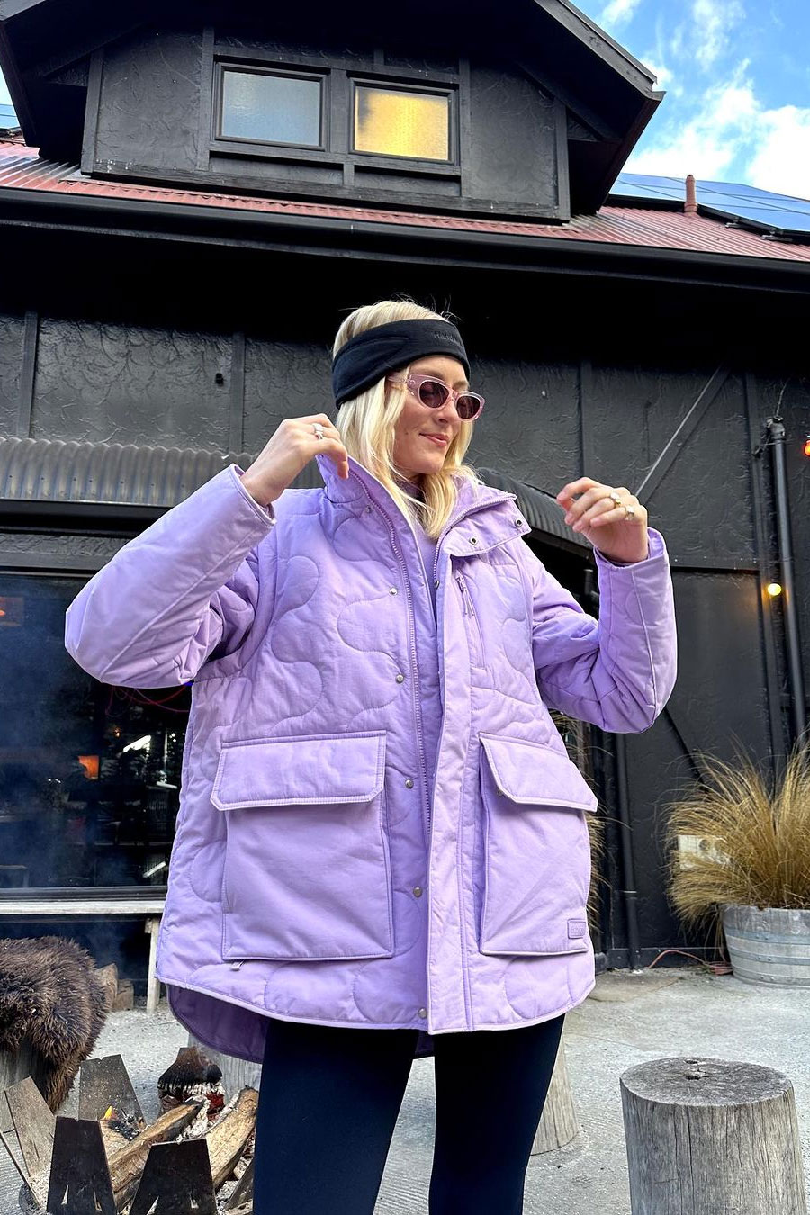 Halfdays sustainable puffer jacket in lilac @arianaferwerda