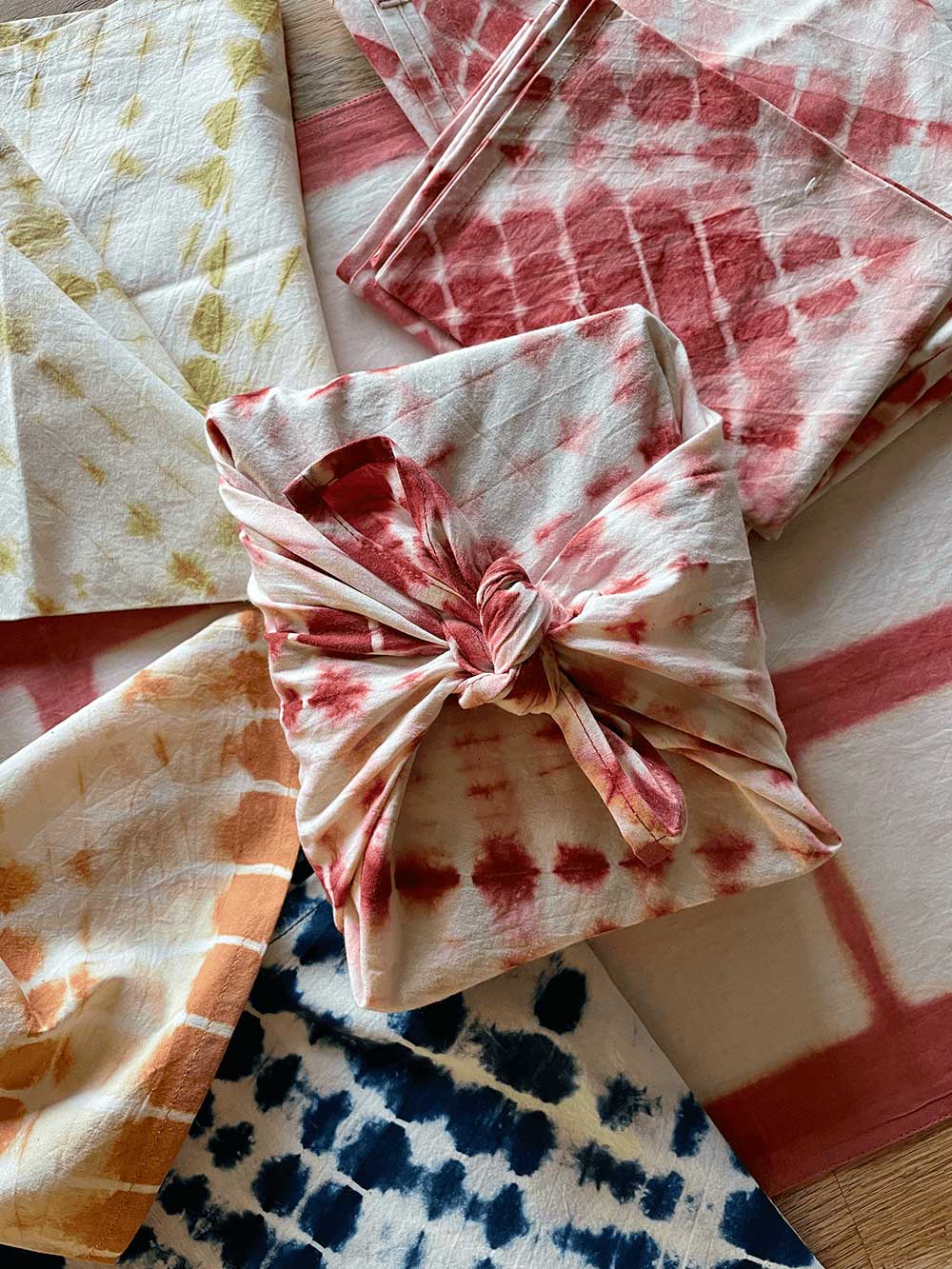 DIY Furoshiki Fabric Gift Wrap with Shibori via eco club
