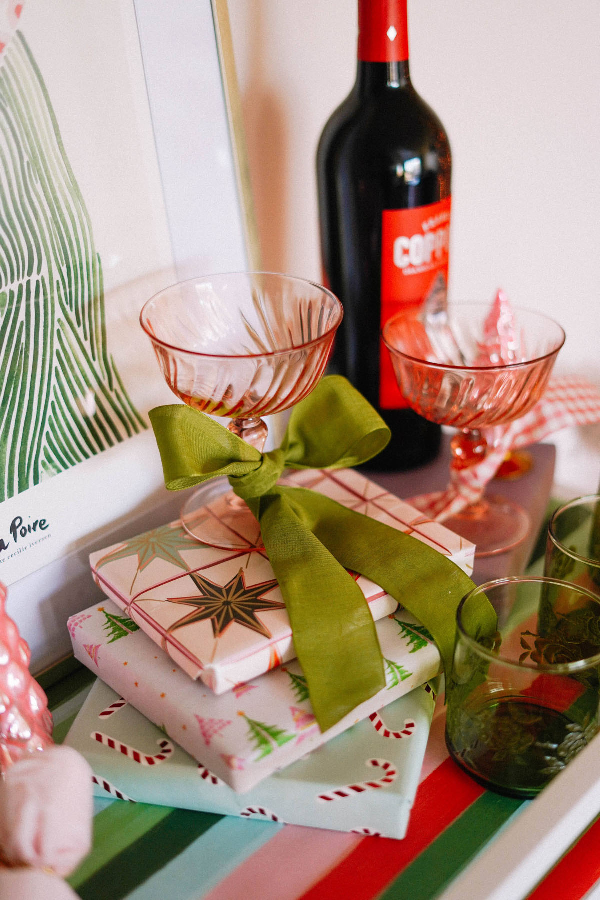 ribbon bow coupe glass for eco friendly christmas decor and party ideas